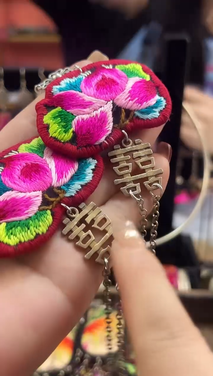 【闪购商品】织绣民族风老绣饰品550