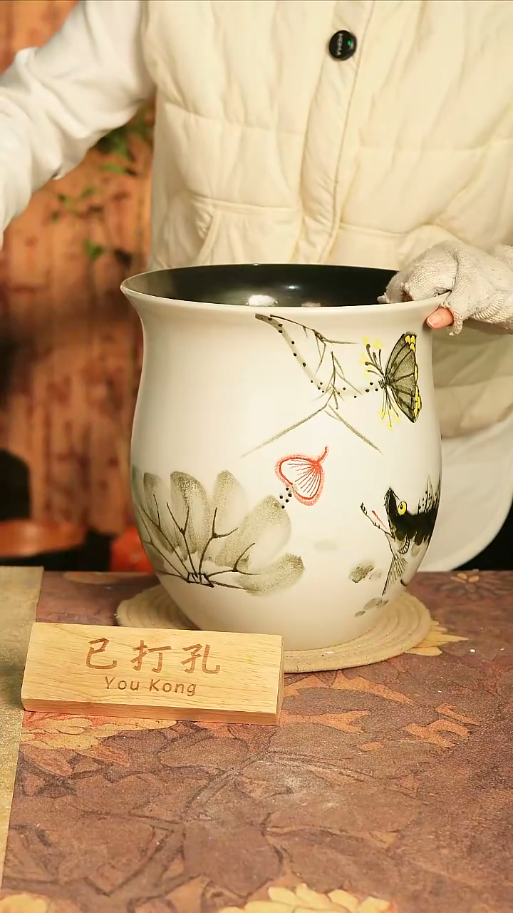 陶瓷22-113高27口24误差2已打孔