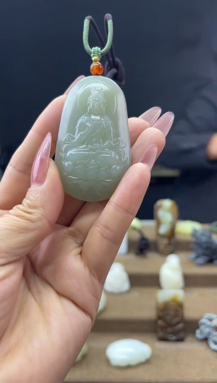 颈饰未镶嵌和田玉1