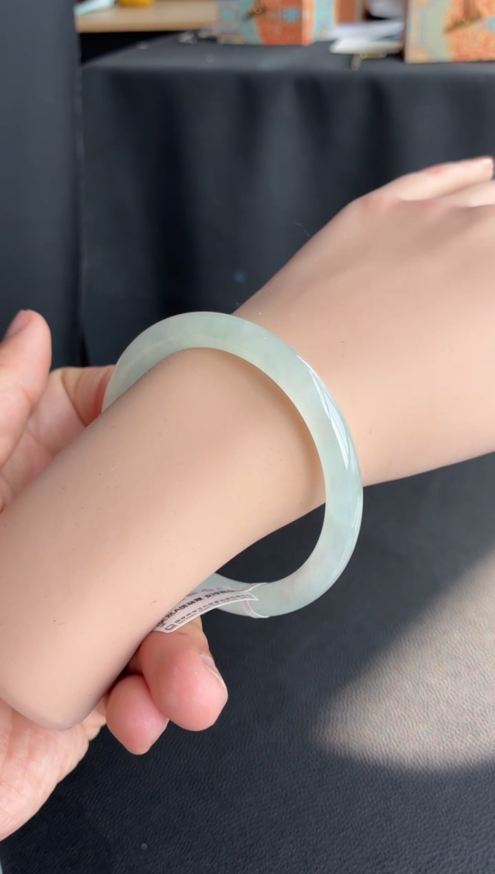 未镶嵌手镯翡翠19号59.5*8.1*8.3圆条