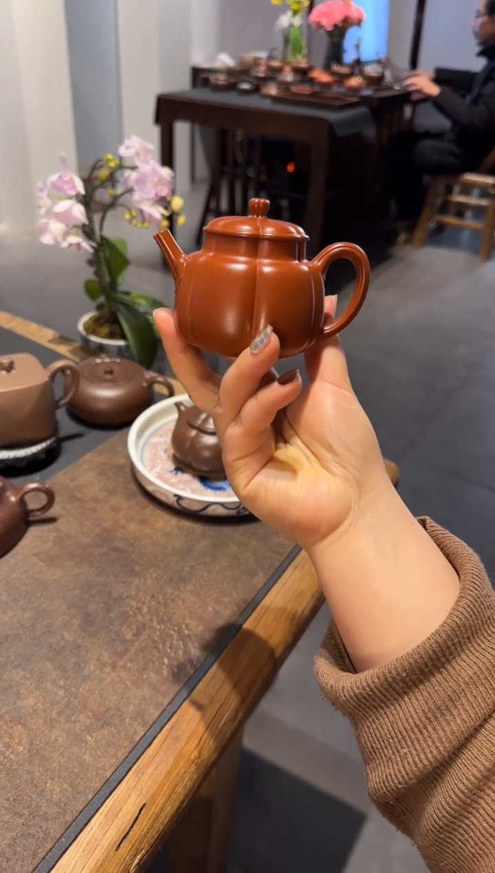 【闪购商品】紫砂茶壶繁花 朱泥