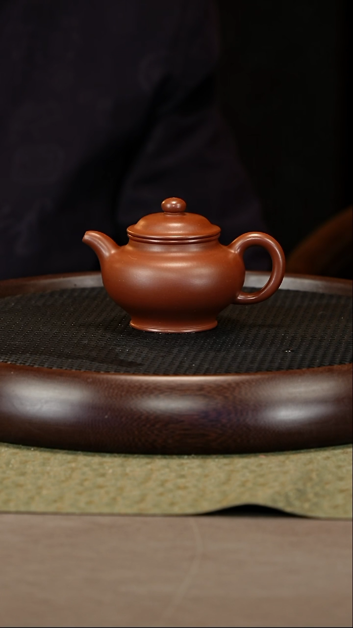 茶壶紫砂15 邵忠源 底槽青 大亨掇只230c