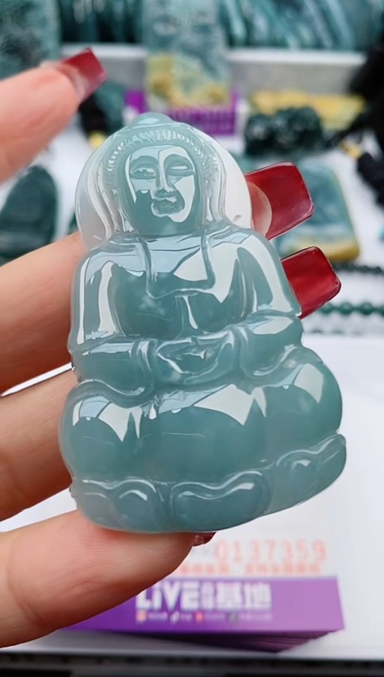 【闪购商品】翡翠颈饰未镶嵌               
