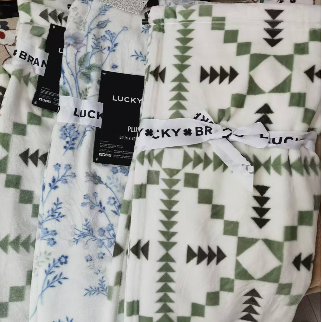 外贸原单毛毯 印花简约大气加厚纯牛奶绒毛毯