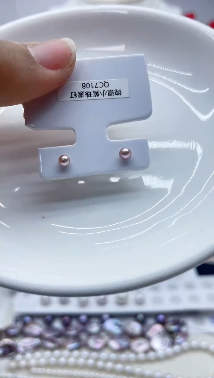 银S925镶嵌耳饰淡水珍珠666