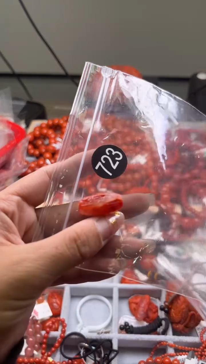 【闪购商品】南红玛瑙珠宝奇石未镶嵌723-