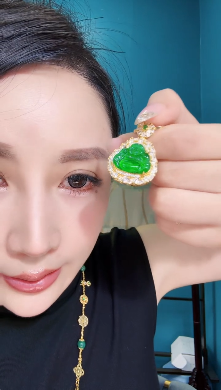 翡翠未镶嵌颈饰吊坠（不含链）