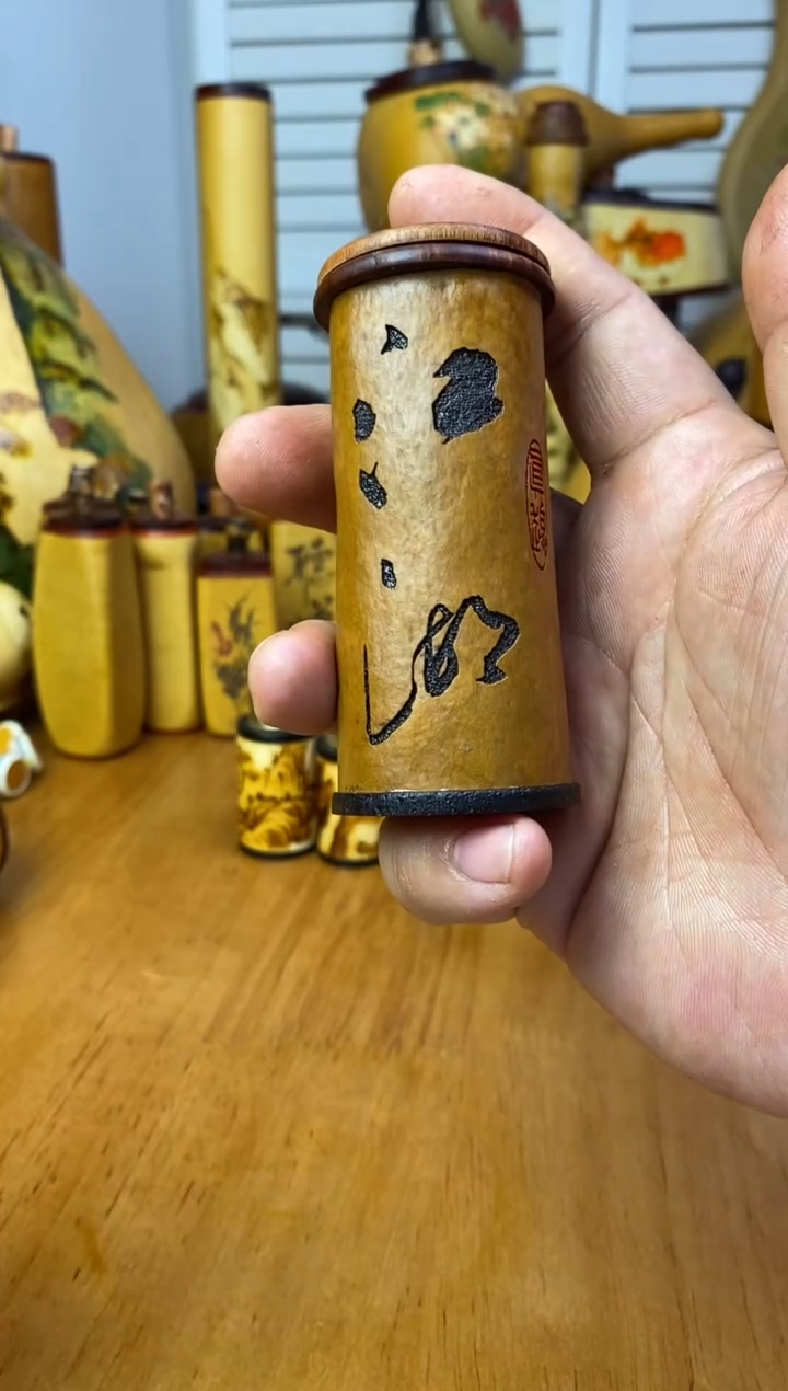 麟****?呼噜呼噜呼噜呼噜葫芦