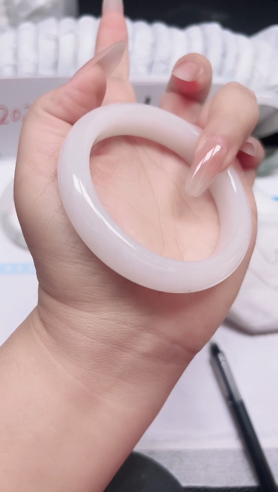 未镶嵌手镯石英质玉232-56