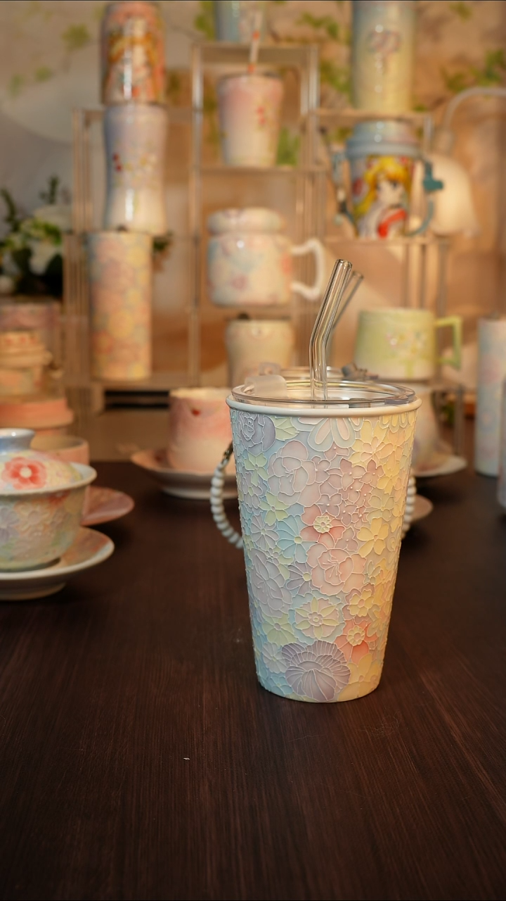 玉**籽景德镇手绘的杯子