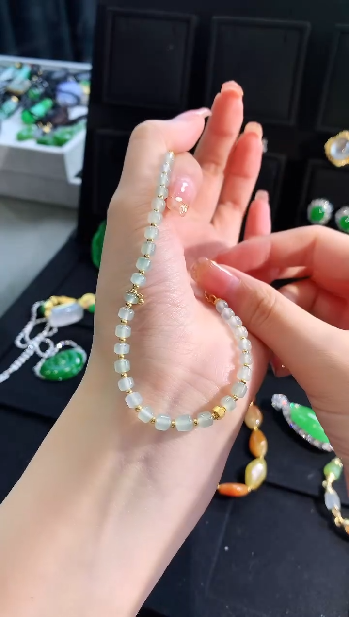 【闪购商品】翡翠手链18K金镶嵌手饰