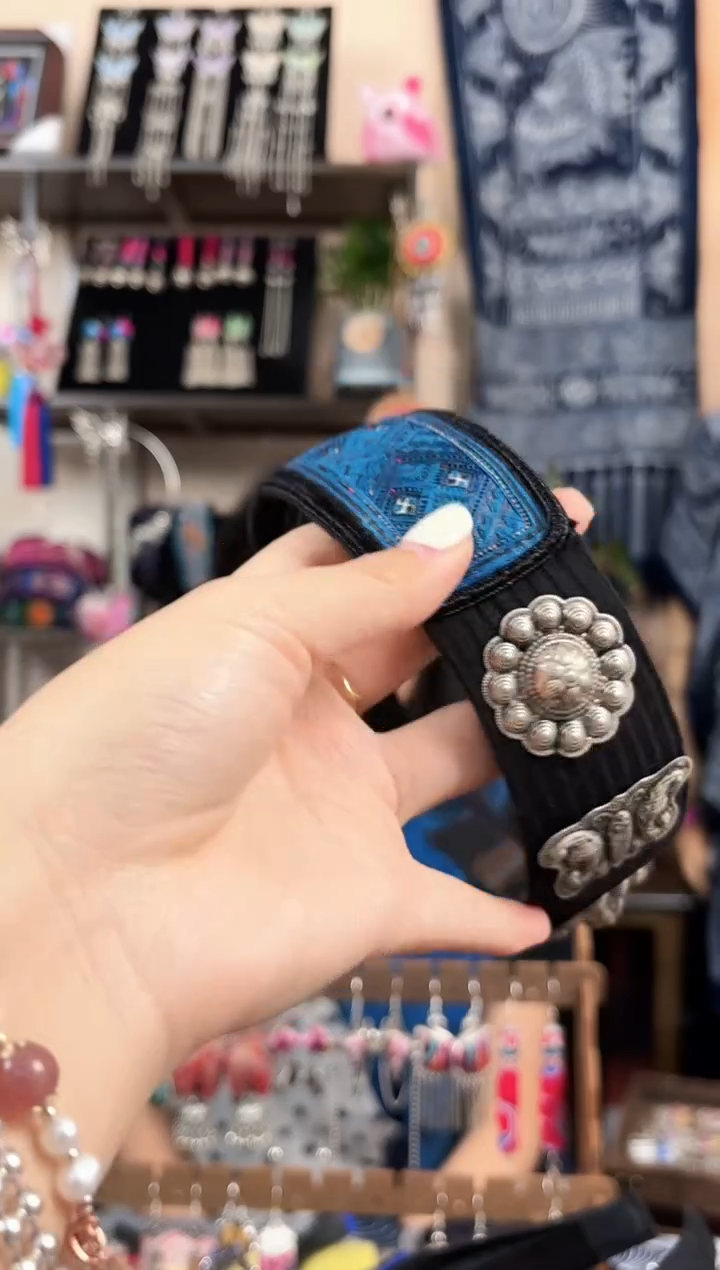 织绣_*5民族风非遗老绣饰品755