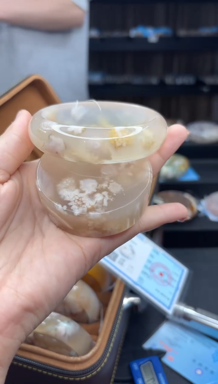 【闪购商品】石英质玉手镯未镶嵌854（60圈赠送镯心）