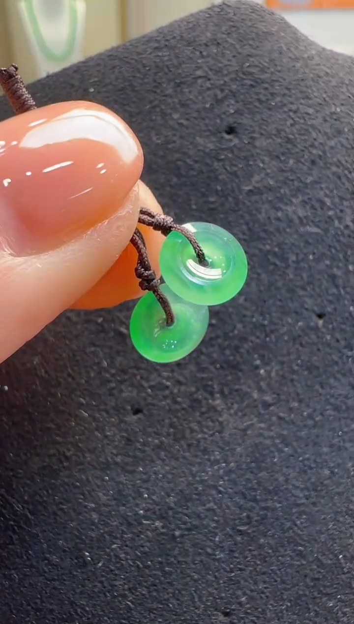 【闪购商品】翡翠耳饰18K金镶嵌多样性发货拍一发一