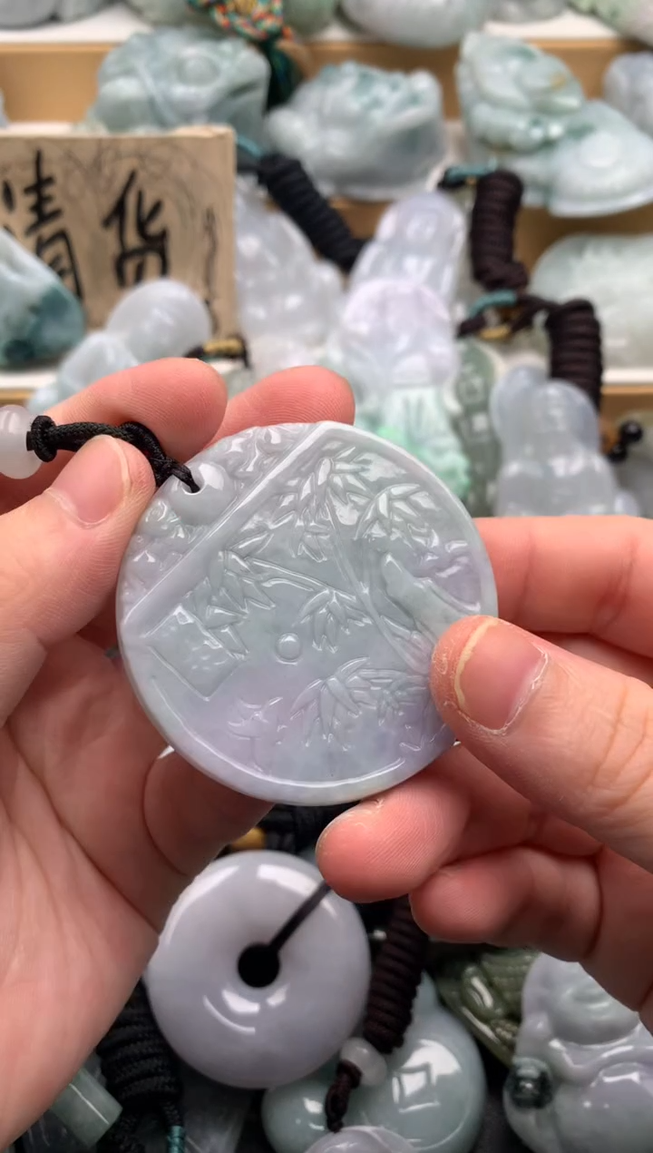 吊坠(不含链)未镶嵌翡翠1
