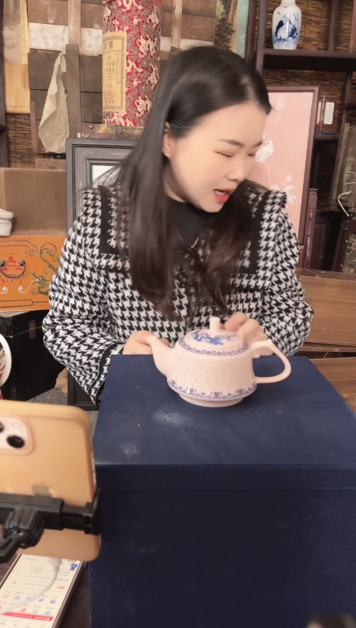 陶景德镇陶瓷摆件C078