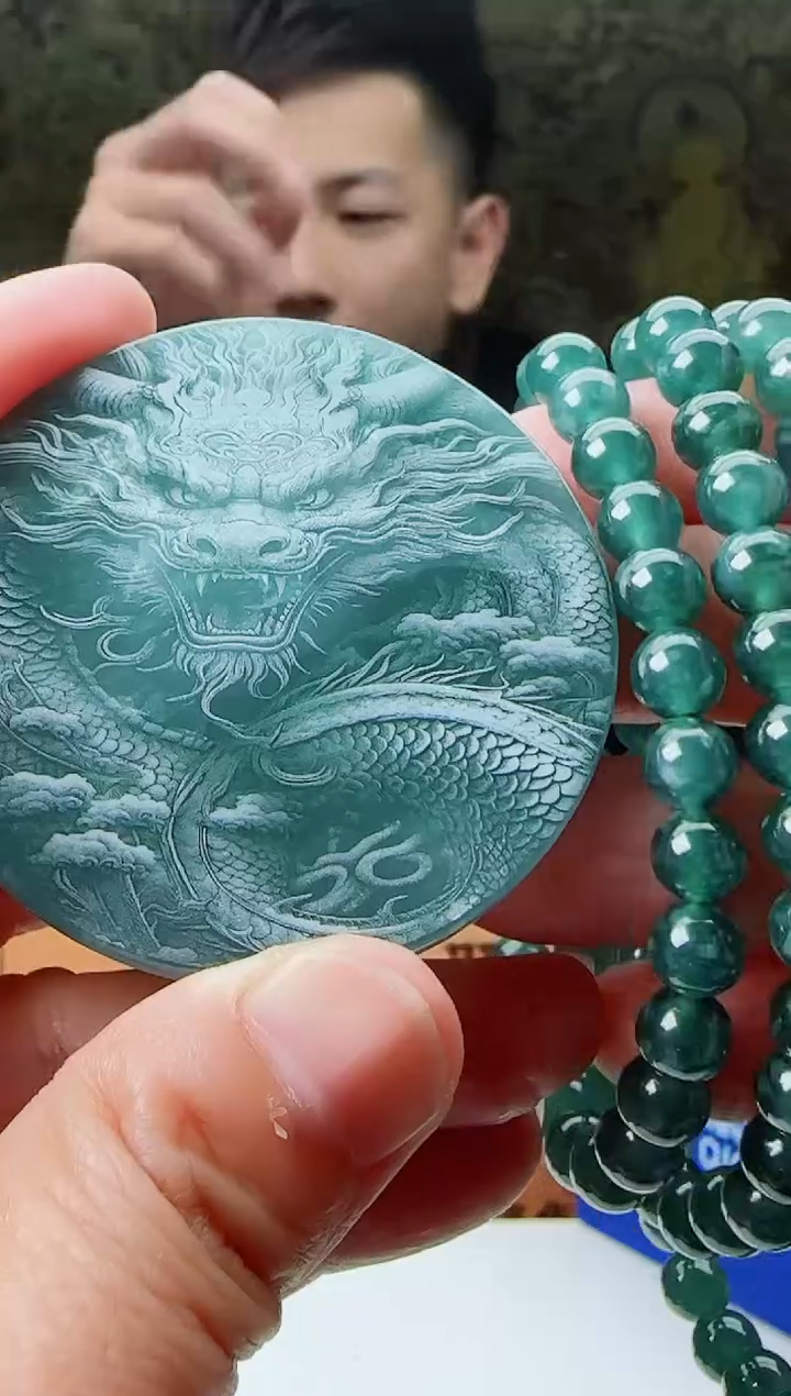 【闪购商品】翡翠颈饰未镶嵌多样性随机发其一