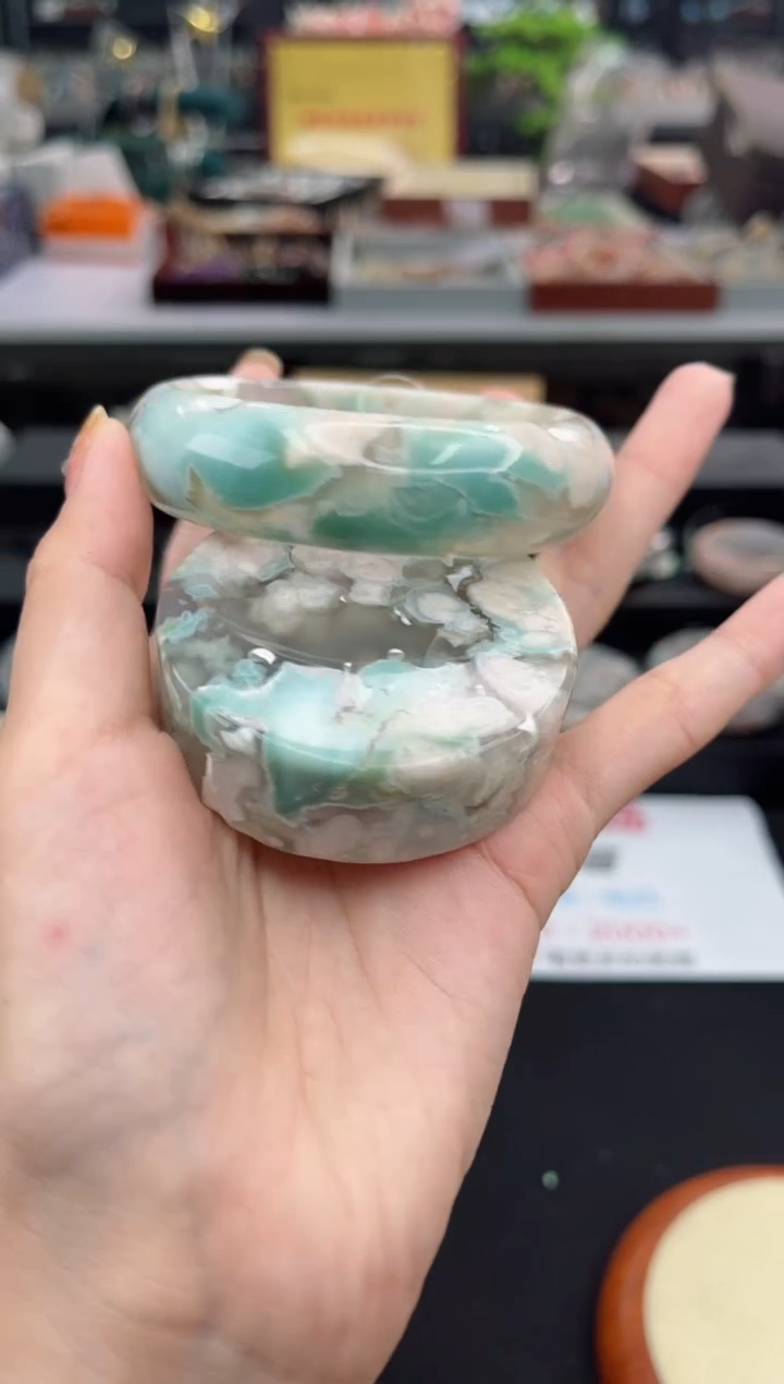 【闪购商品】石英质玉手镯未镶嵌60圈口（赠品镯心）3S995