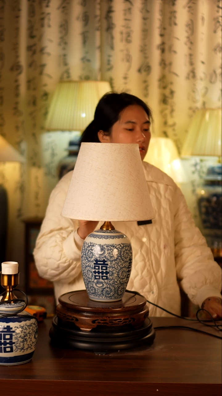 圆形款青花陶瓷台灯