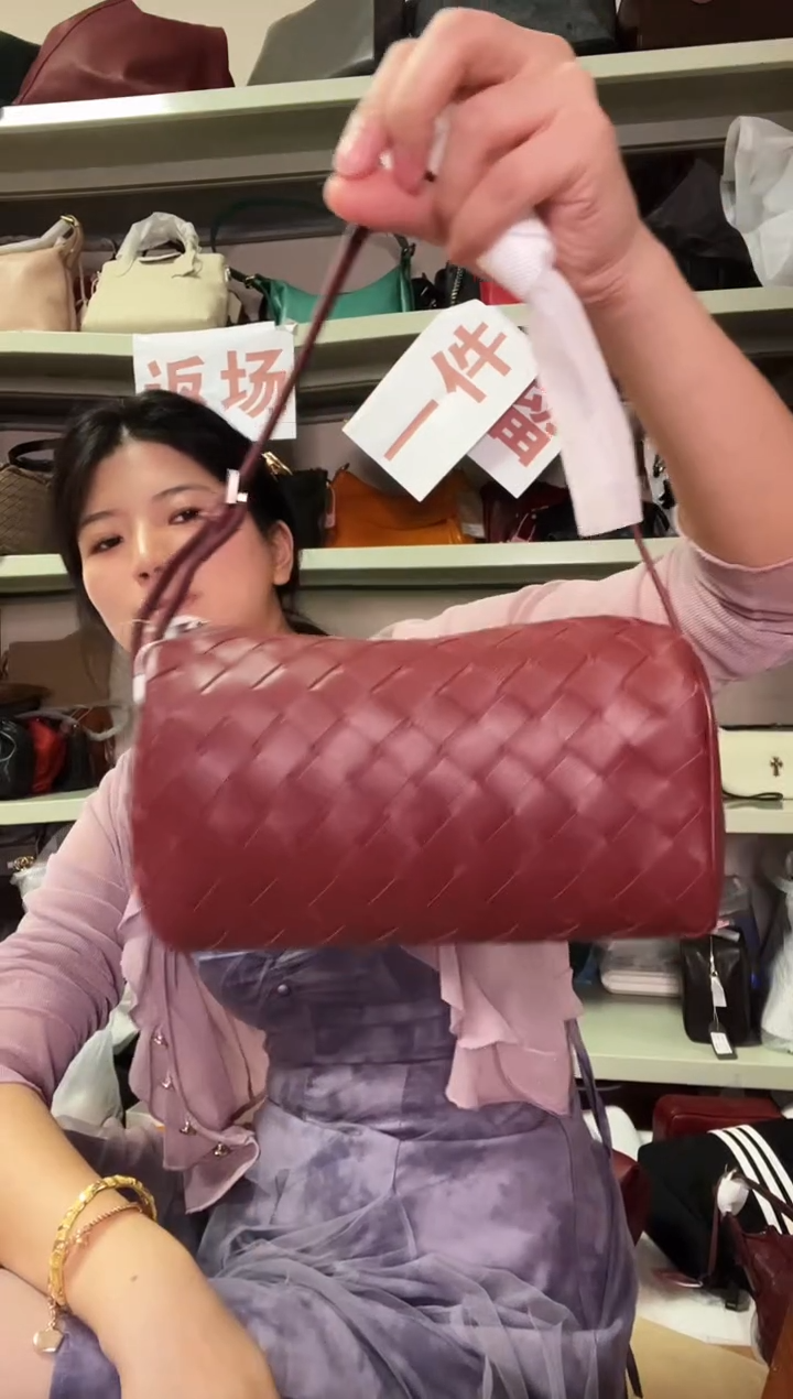 黄牛皮（革）斜挎包新款夏单真皮女包单肩