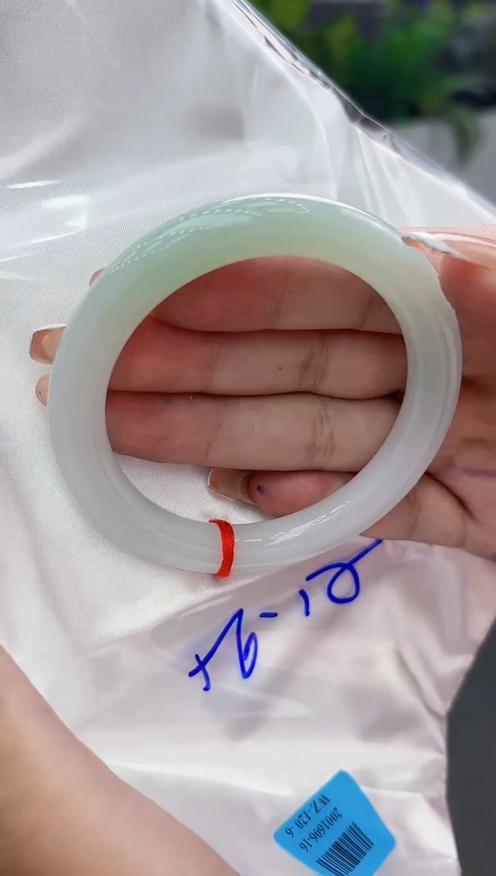 【闪购商品】翡翠手镯未镶嵌翡翠手镯