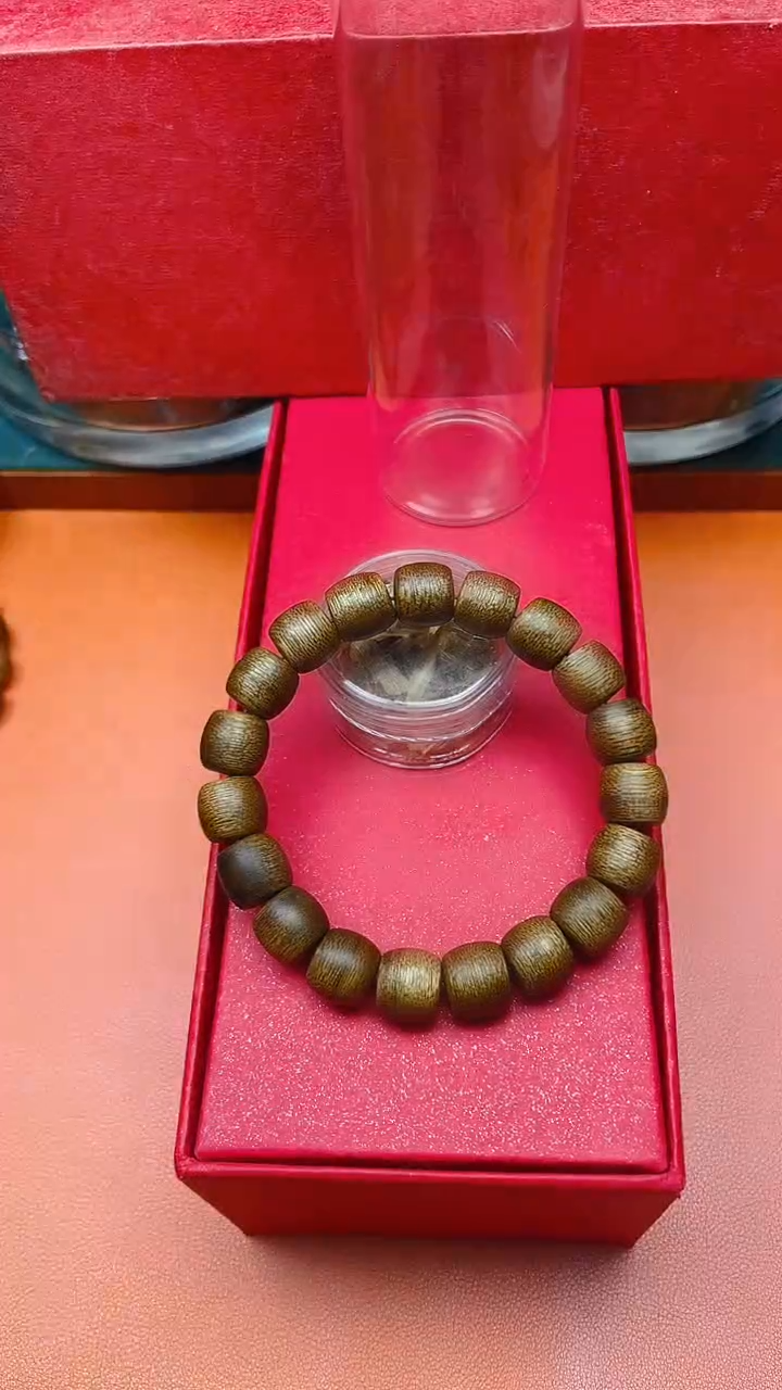 【闪购商品】沉香手串海南乌身奇楠B1088335