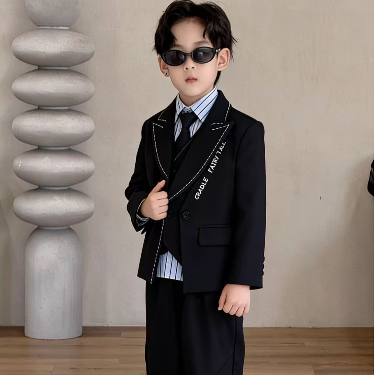 【萝卜呗呗】西装套装礼服单排扣黑色中大童西服常规儿童衣服秋冬款