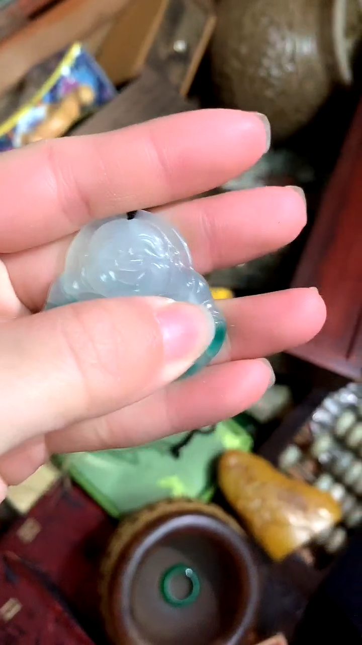 【闪购商品】翡翠吊坠(赠链)未镶嵌德诚精品专属摆件