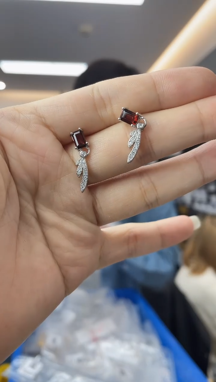 【闪购商品】石榴石·未镶嵌多样性一件发货