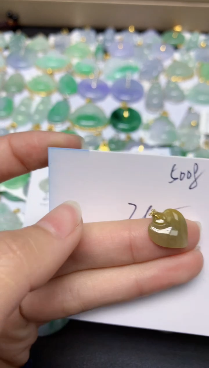 【闪购商品】翡翠颈饰18K金镶嵌 天然翡翠A货