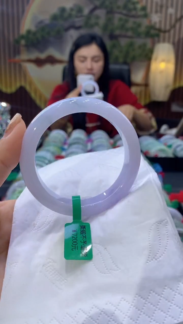 【闪购商品】翡翠手镯未镶嵌多人09176