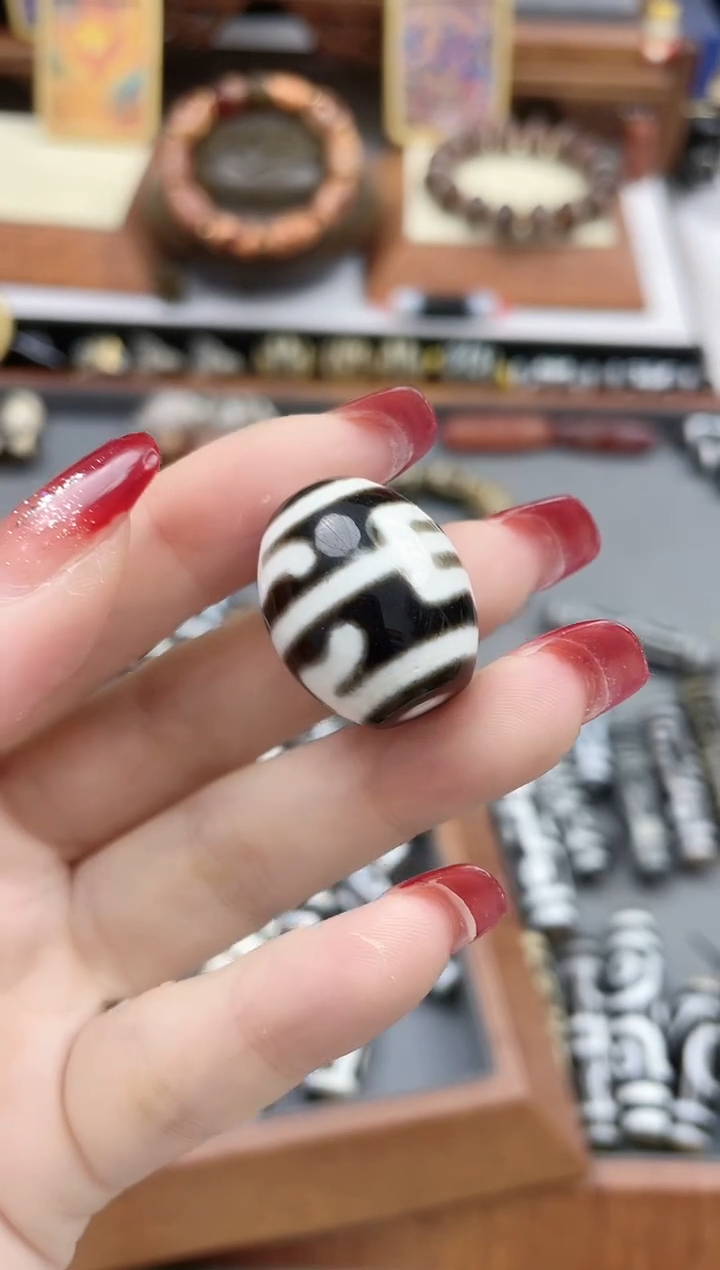 【闪购商品】玛瑙/玉髓珠珠未镶嵌黑白无界