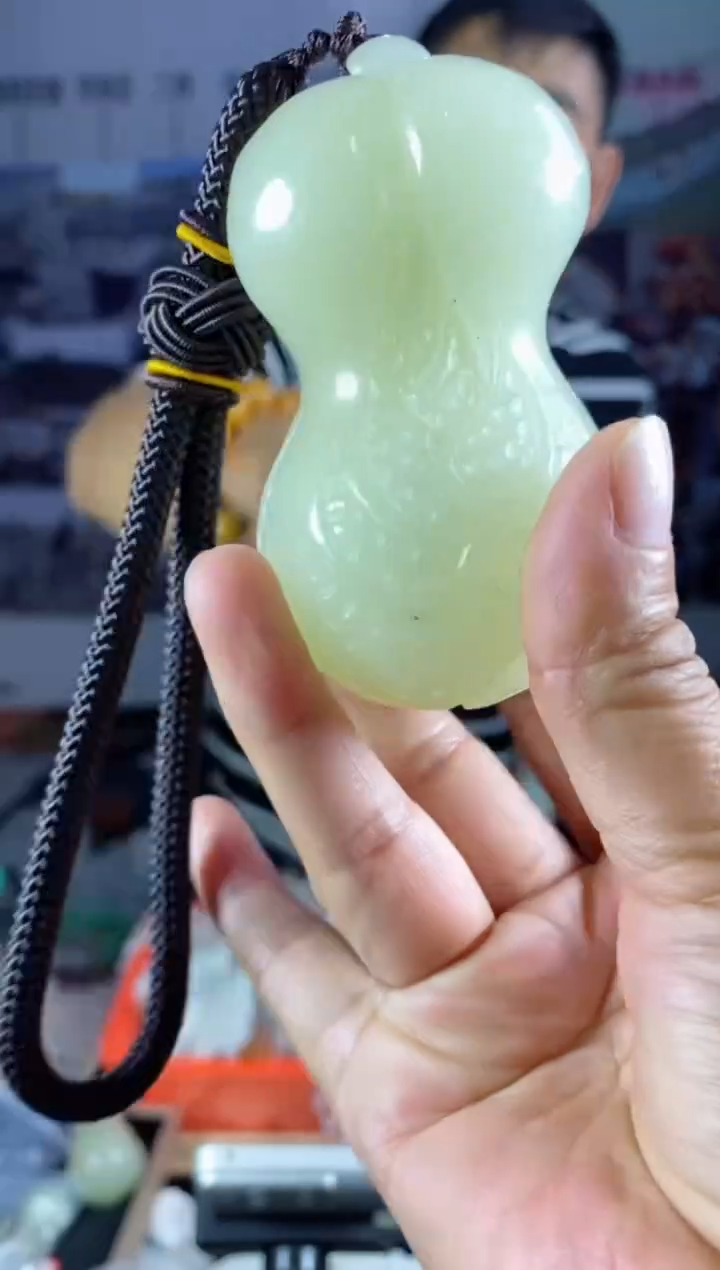 天然玉石未镶嵌颈饰