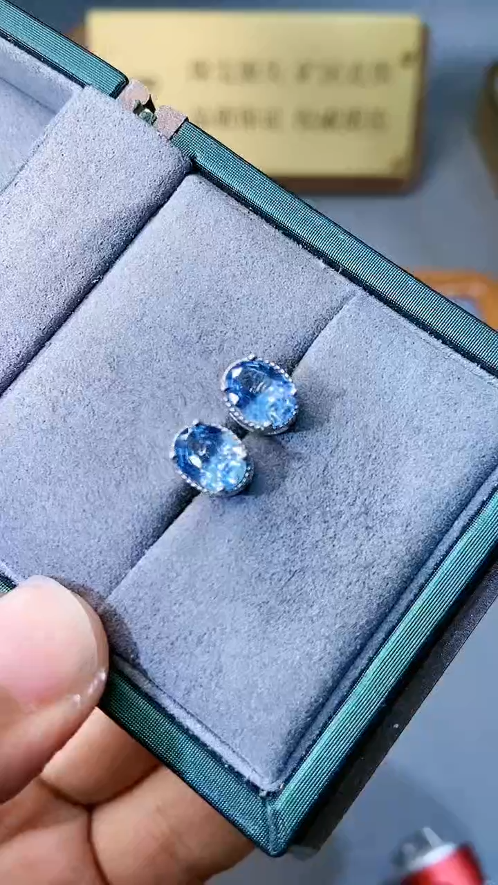 【闪购商品】海蓝宝石耳饰银S925镶嵌1654