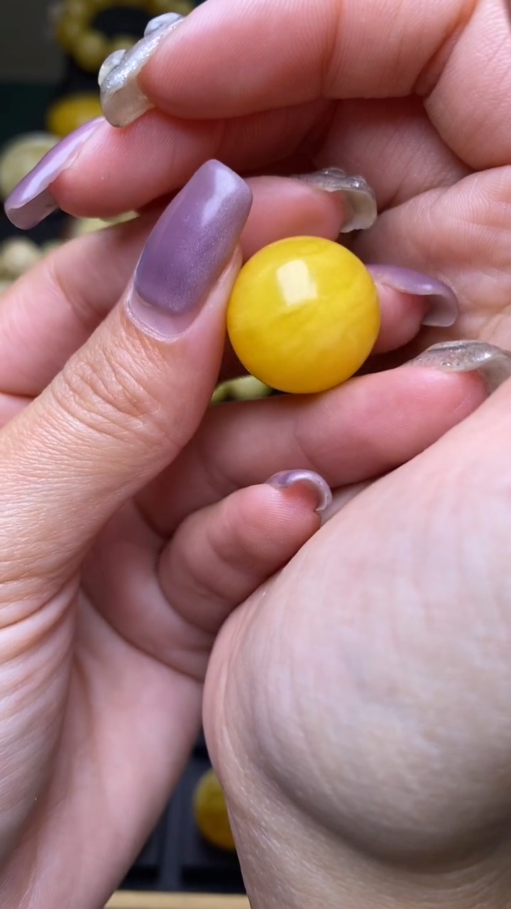 【闪购商品】琥珀裸石未镶嵌葵. 39