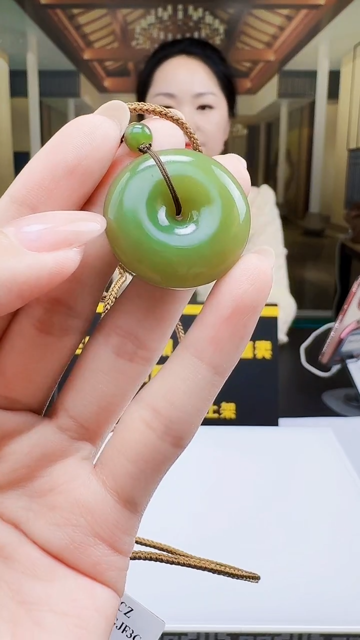 吊坠(不含链)未镶嵌和田玉天然和田玉（拍一发一）