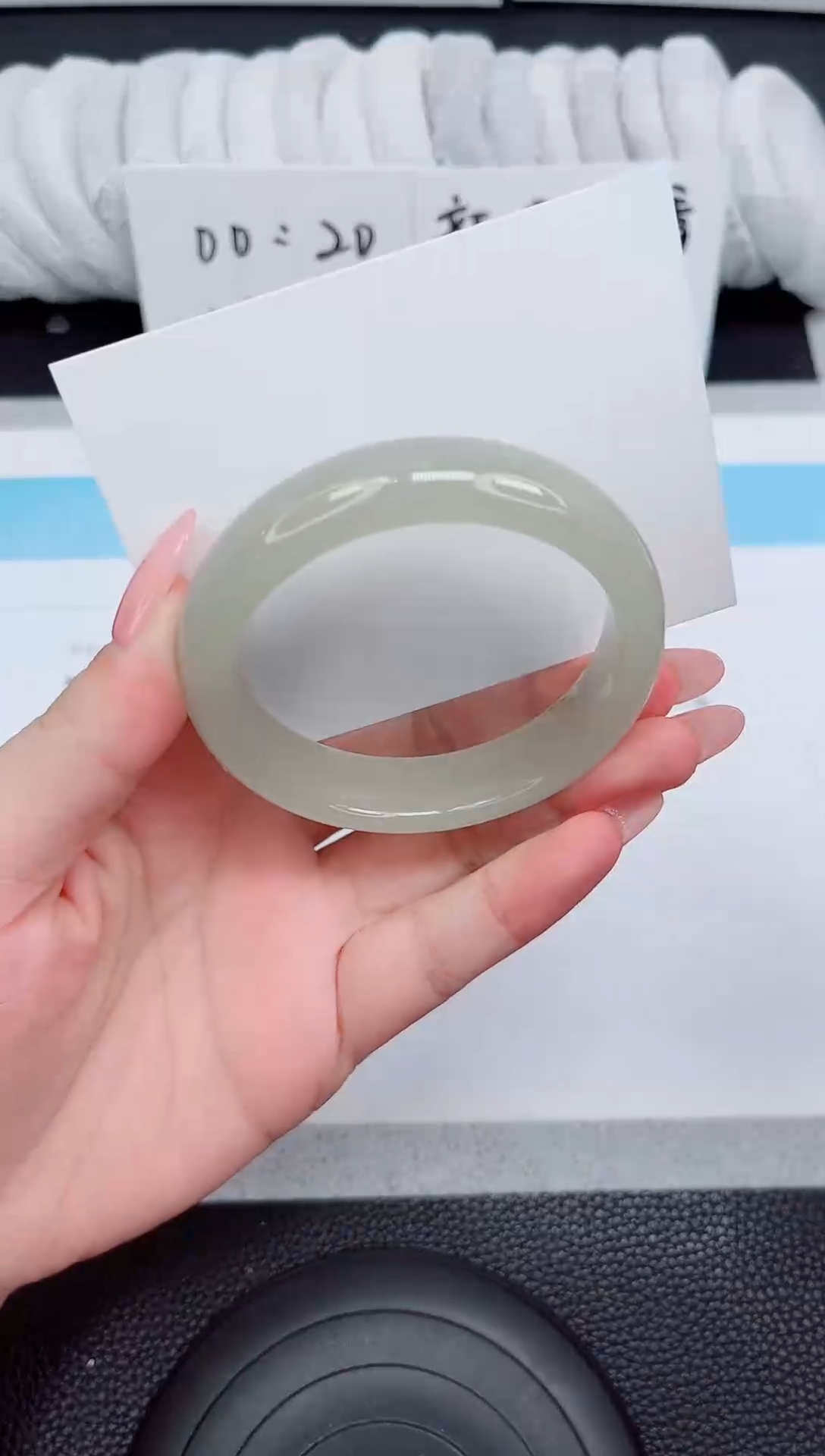 石英质玉手镯未镶嵌166-56.3