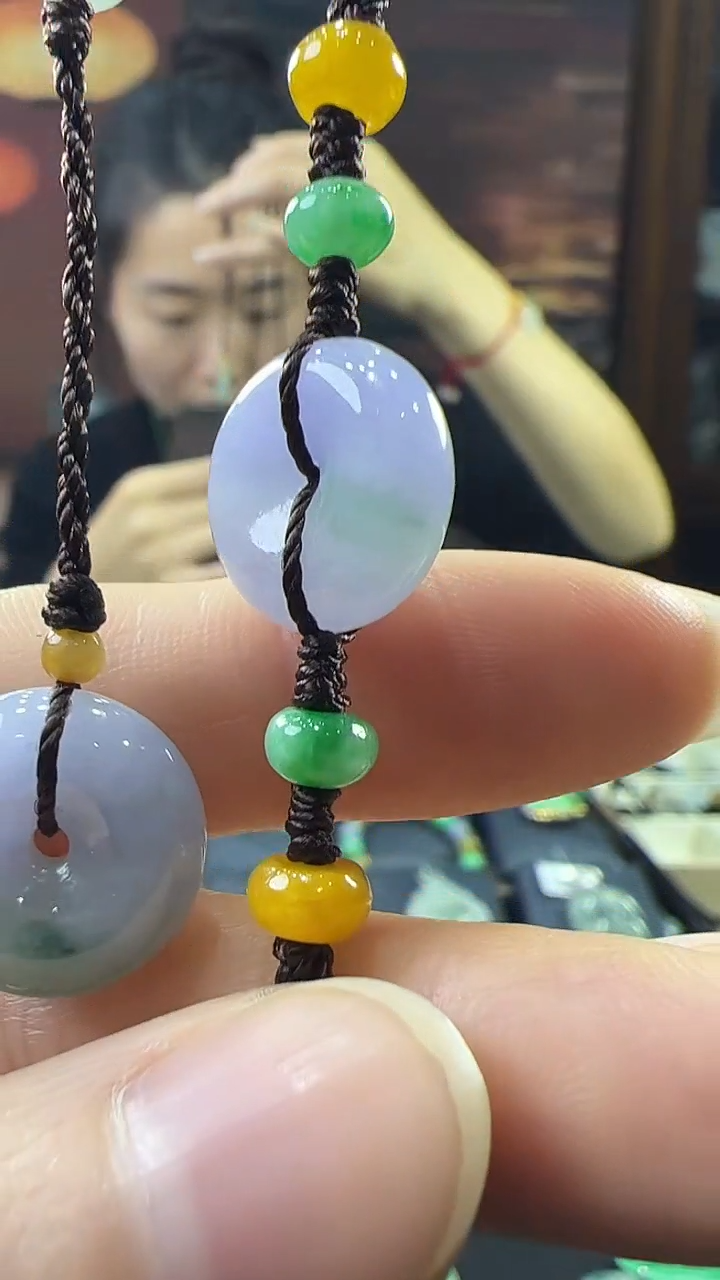 未镶嵌挂件翡翠美背