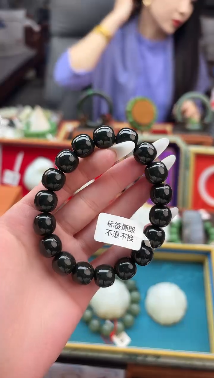 未镶嵌手串和田玉董小姐推荐 多样性发货 拍一发一zszq12