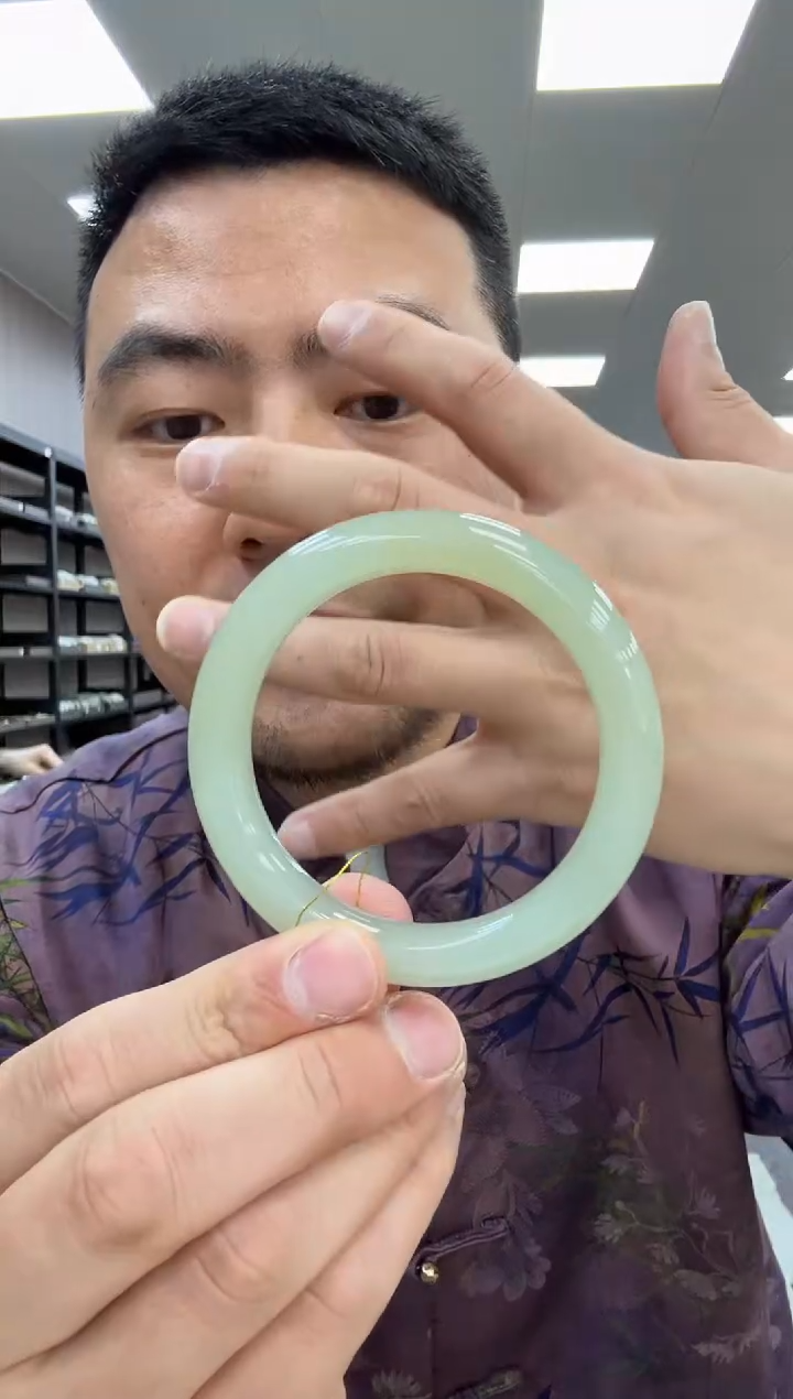 【闪购商品】和田玉手镯未镶嵌57  649