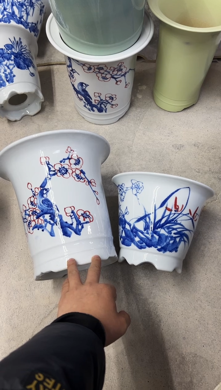 灰**迹微瑕景德镇青花瓷花盆高24外口24内口18   1210