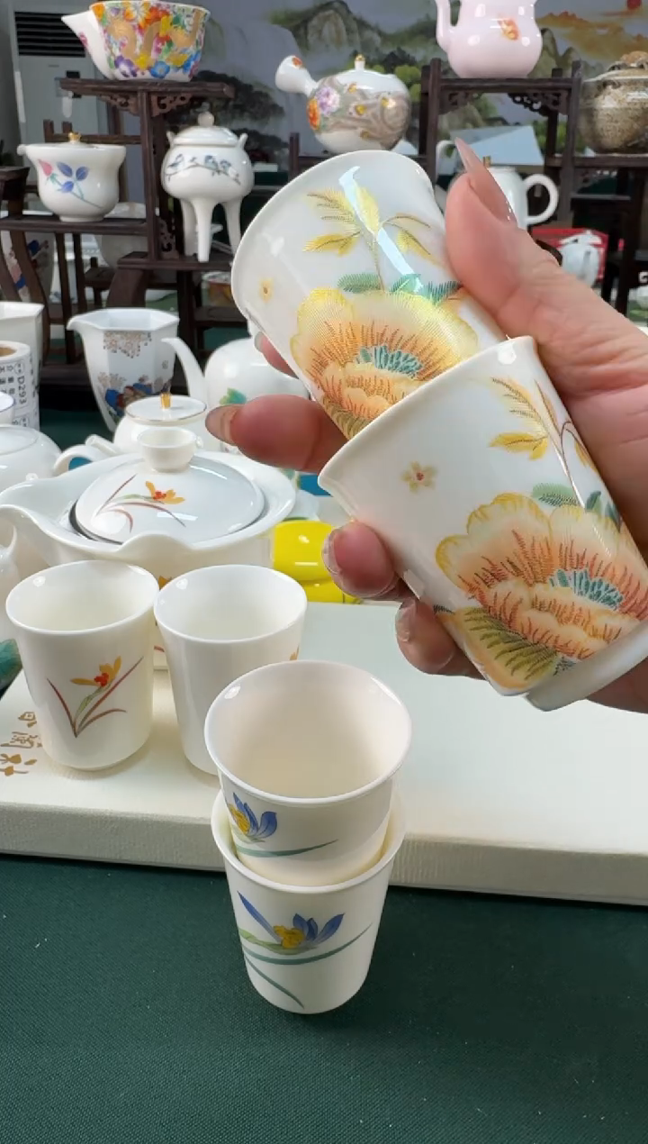 【闪购商品】瓷器 ······.......