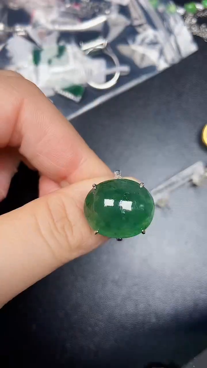 银S925镶嵌戒指翡翠1500