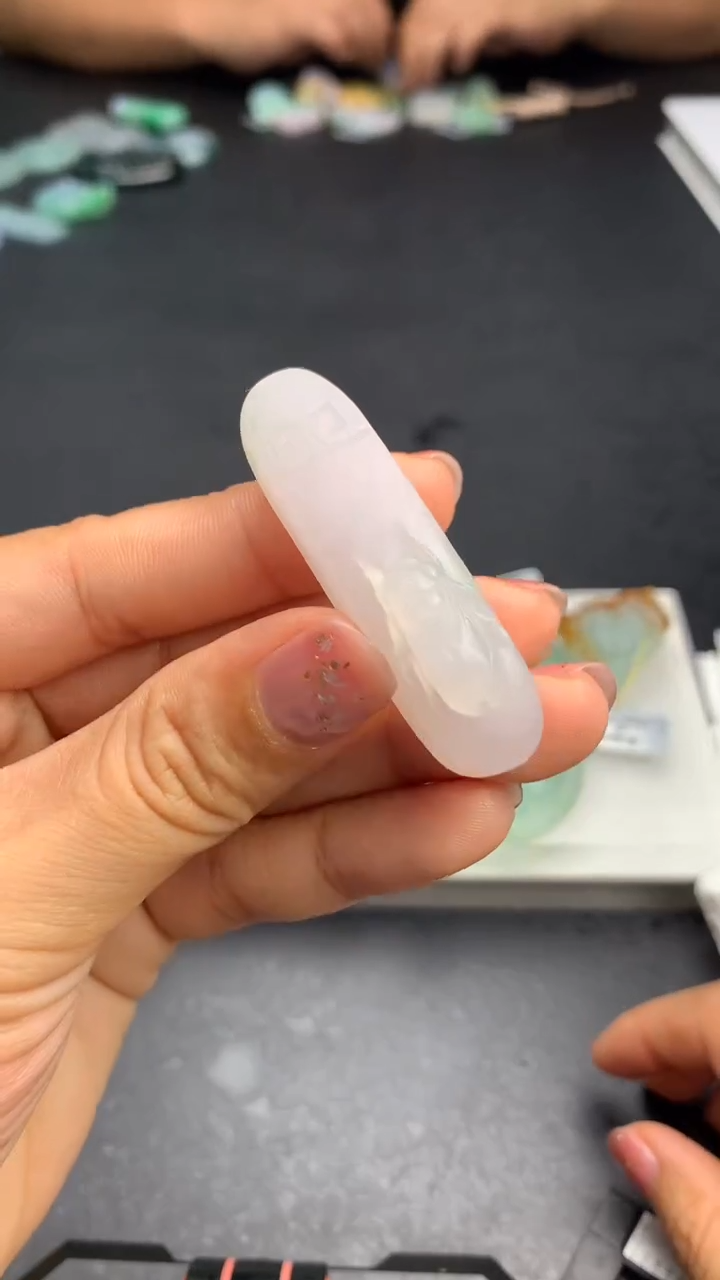 【闪购商品】定制翡翠未镶嵌           