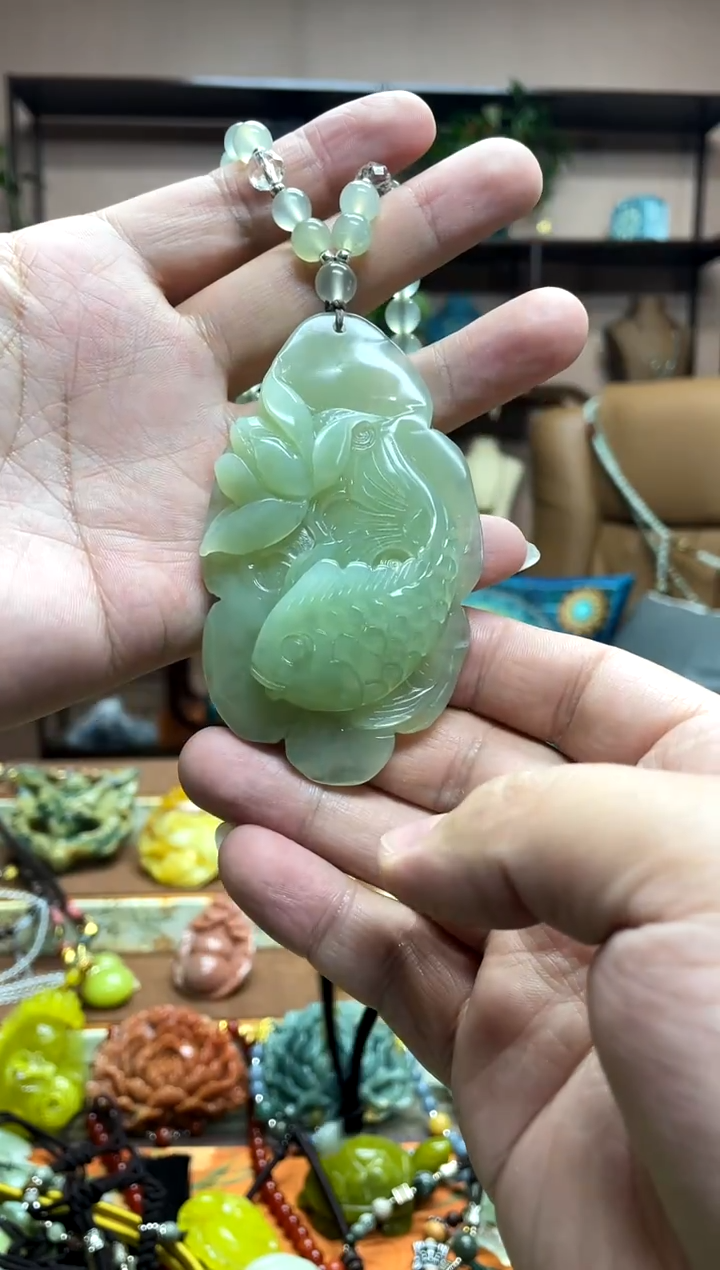 未镶嵌岫玉吊坠·