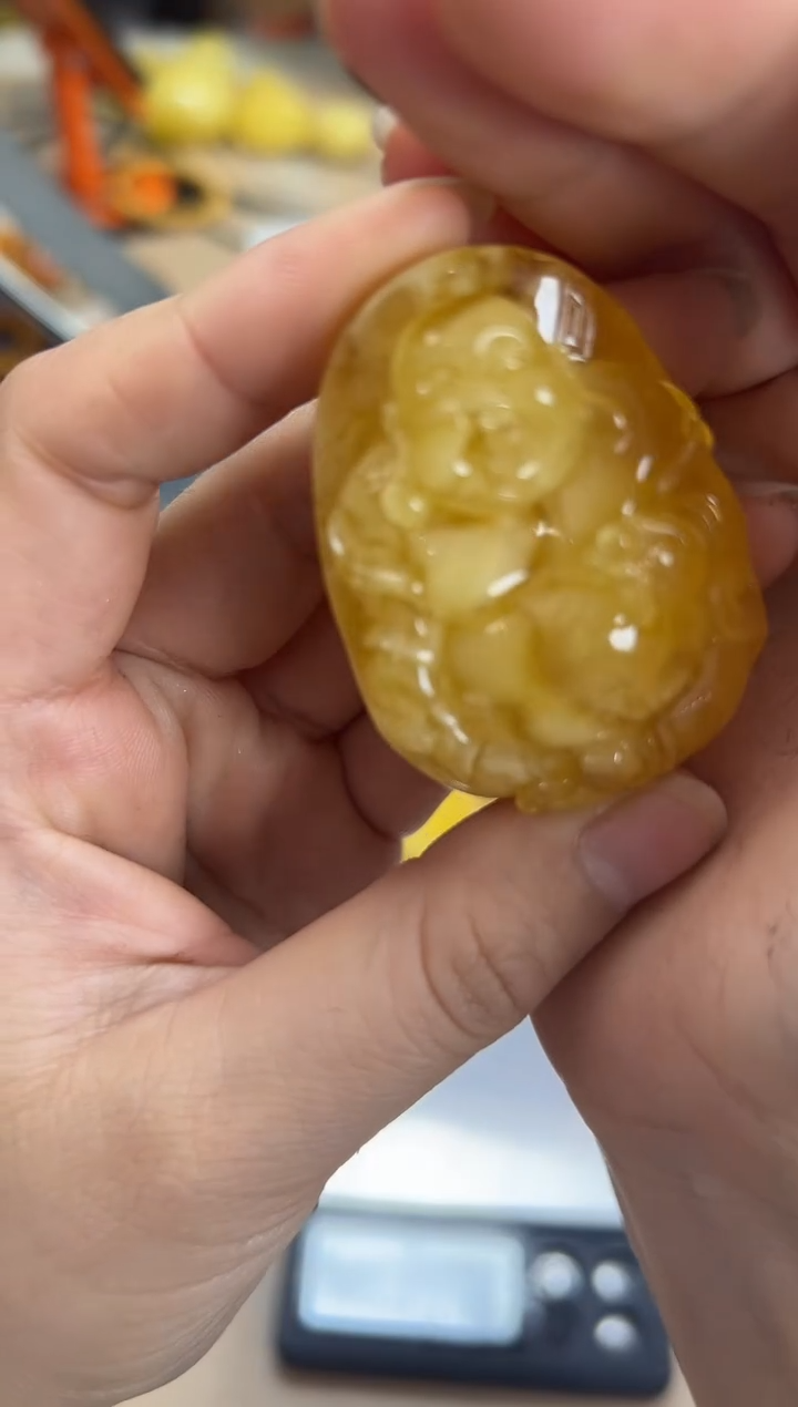 【闪购商品】琥珀裸石未镶嵌蜜蜡吊坠