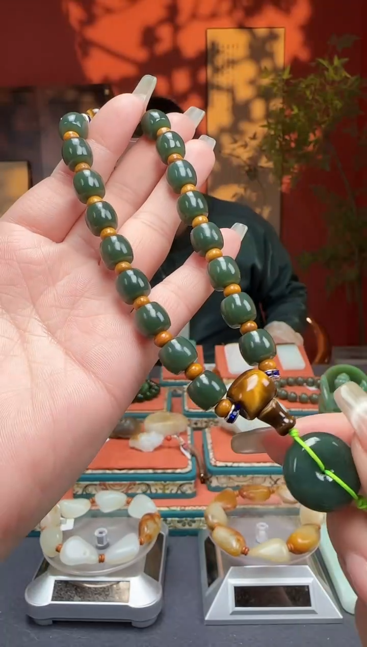 【闪购商品】和田玉手持未镶嵌手持