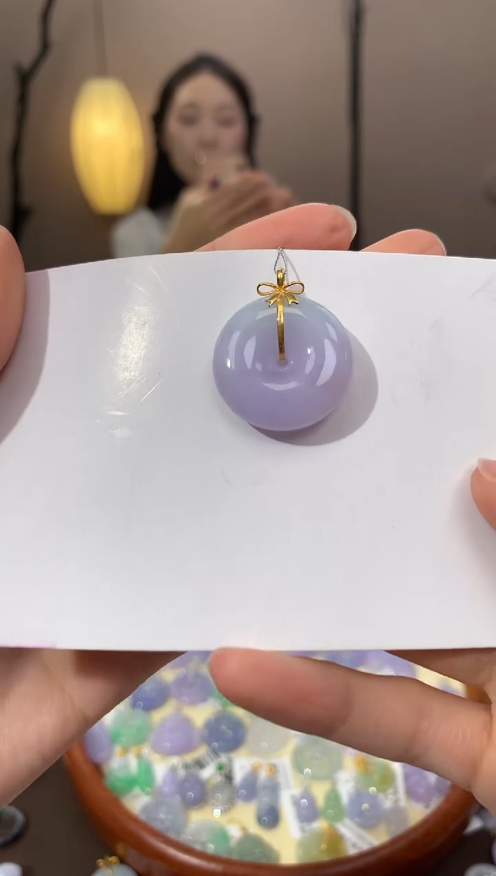 翡翠18K金镶嵌颈饰天然缅甸a货翡翠