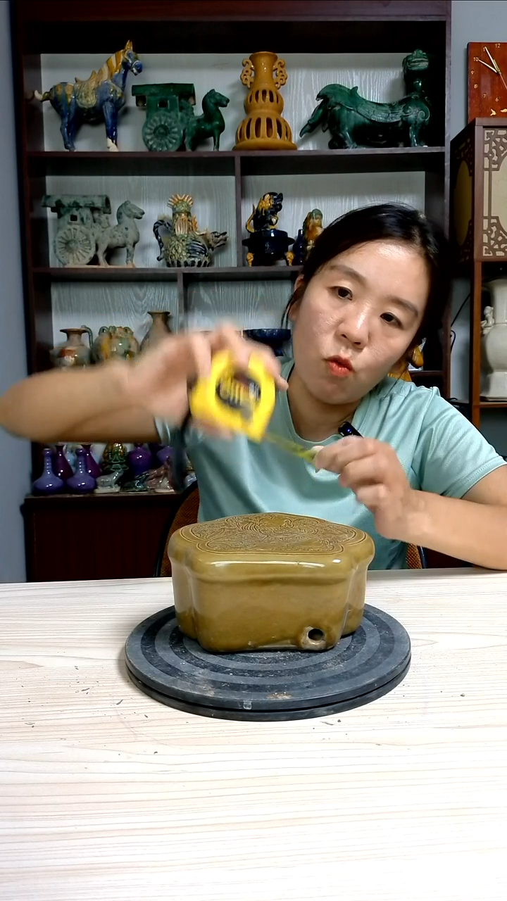 经典精美复古风格瓷器