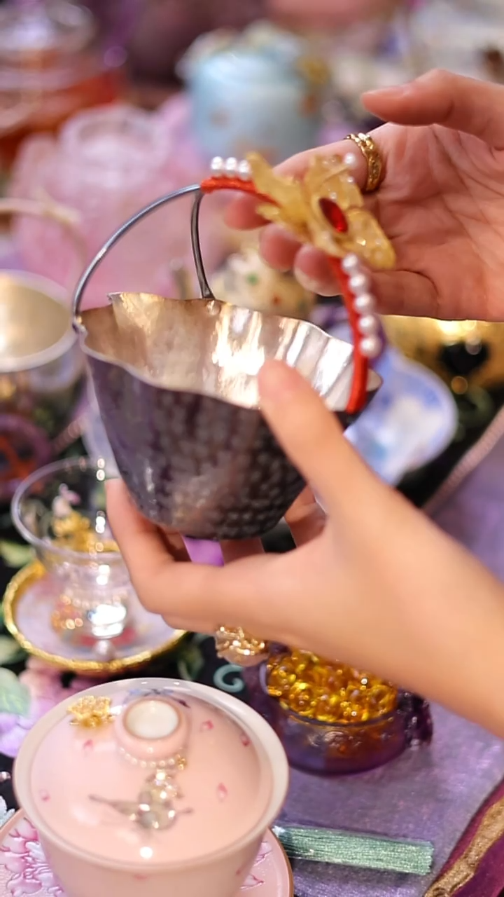 山怂阿卿直播间@@zy公道